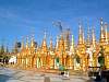 12-08 433 Shwedagon Paya, Yangon.jpg